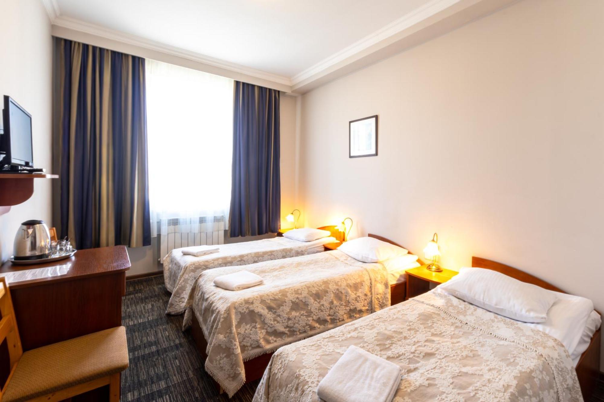 Noclegi Stadion Bed & Breakfast Варшава Экстерьер фото