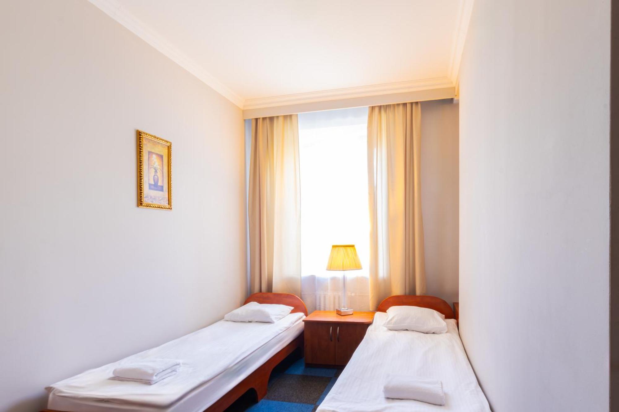 Noclegi Stadion Bed & Breakfast Варшава Экстерьер фото