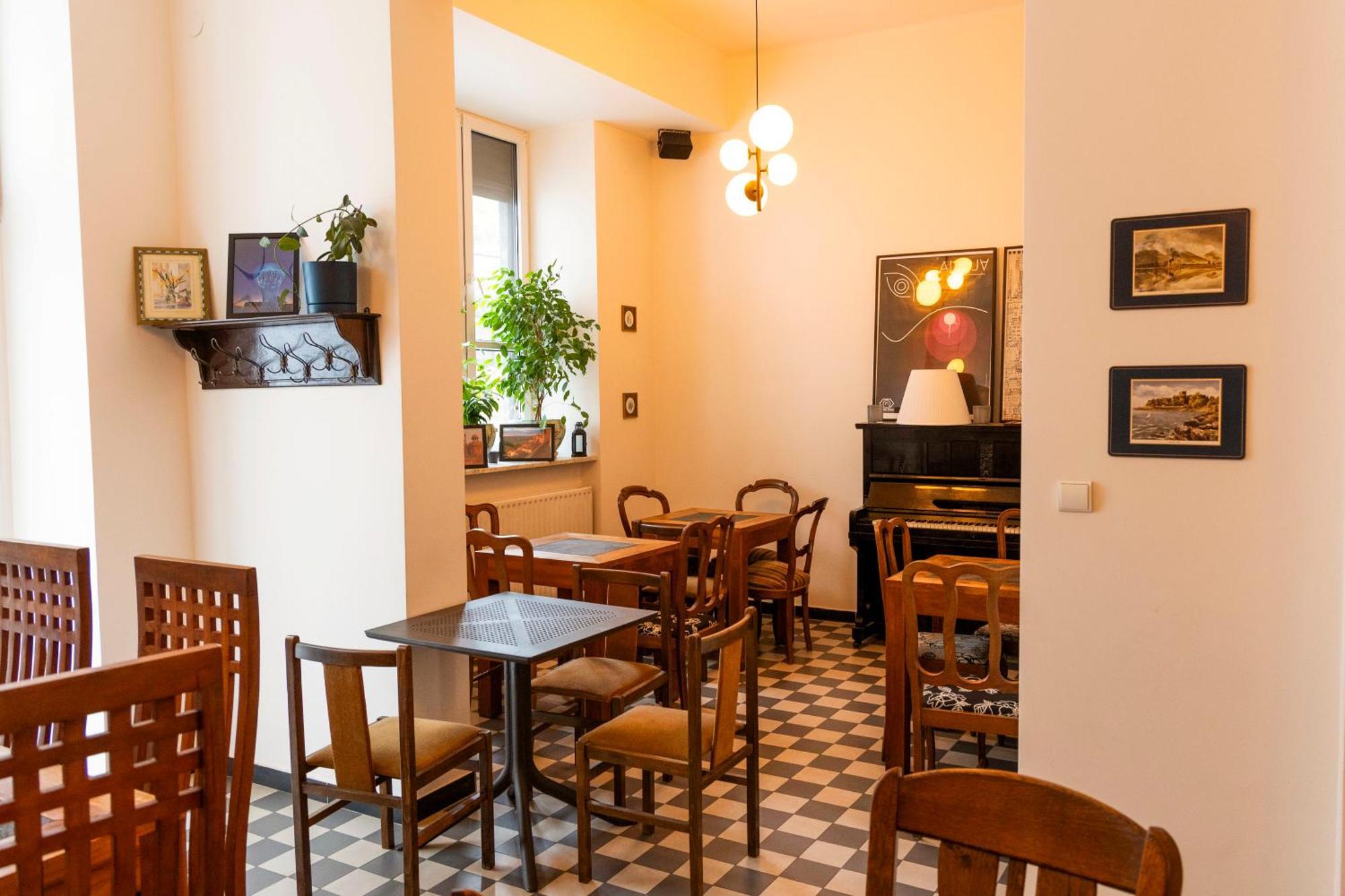 Noclegi Stadion Bed & Breakfast Варшава Экстерьер фото
