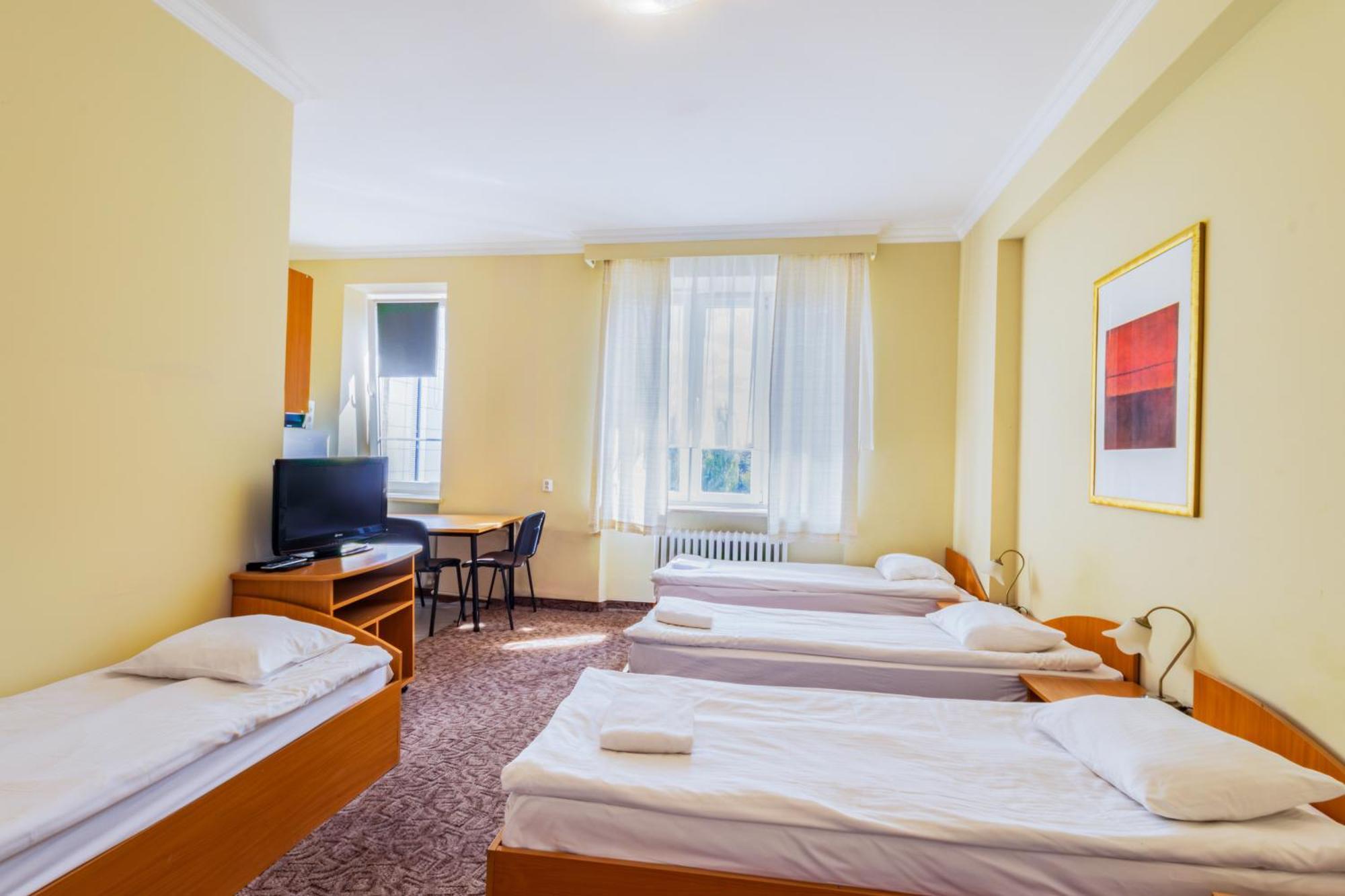 Noclegi Stadion Bed & Breakfast Варшава Экстерьер фото