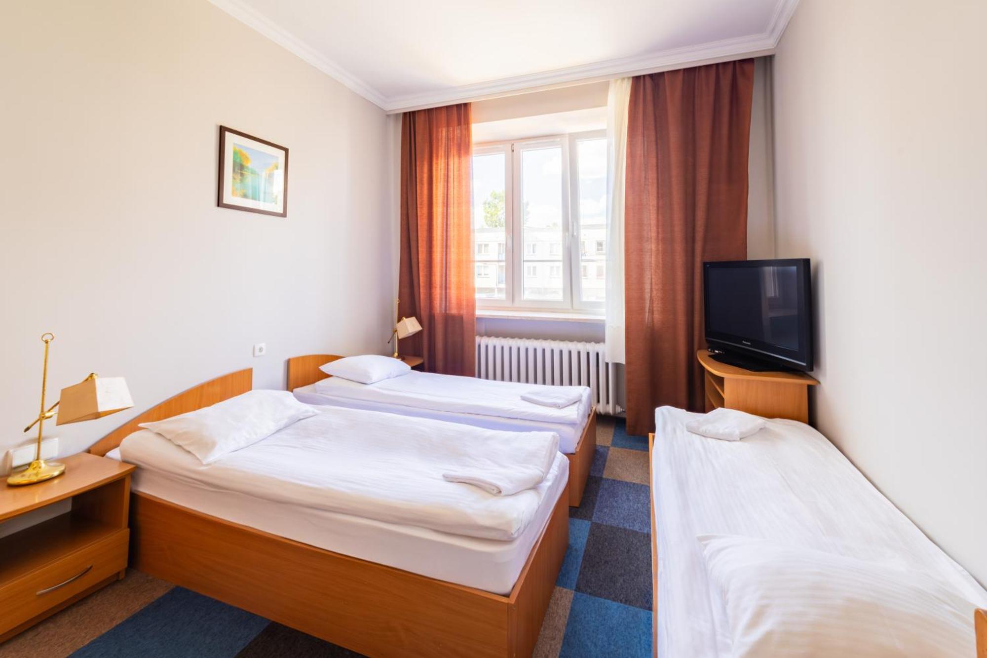 Noclegi Stadion Bed & Breakfast Варшава Экстерьер фото