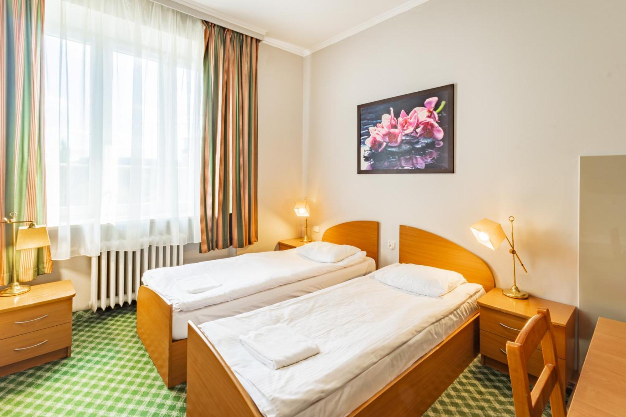 Noclegi Stadion Bed & Breakfast Варшава Экстерьер фото