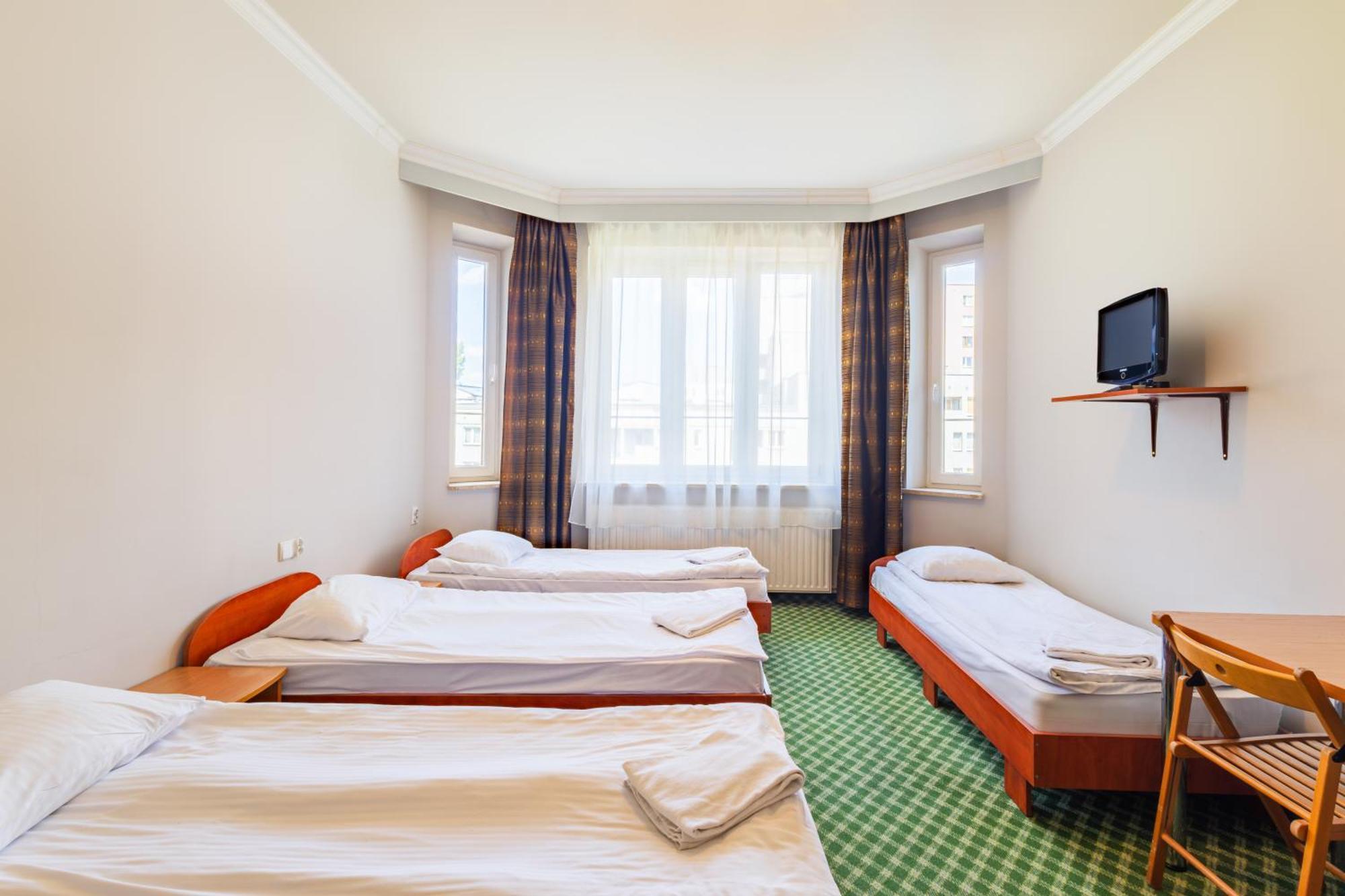 Noclegi Stadion Bed & Breakfast Варшава Экстерьер фото